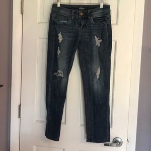 Distressed Jeans 👖